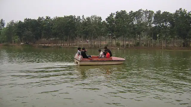 গজনী অবকাশ কেন্দ্র