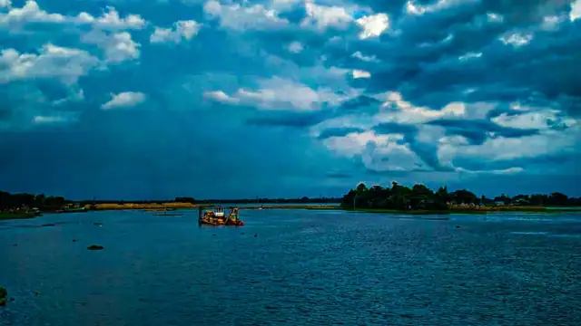 তিতাস ও আখাউড়া