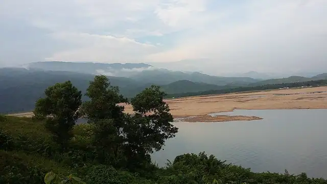 যাদুকাটা নদী, বারেক টিলা ও শিমুল বাগান