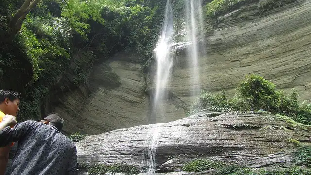কাপ্তাই লেক ও শুভলং ঝর্ণা